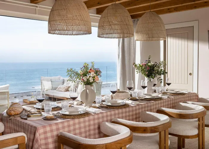 Vila Wishome-casa Sobre Acantilado Con Servicios De Hotel, Con Piscina Climatizada Pechón